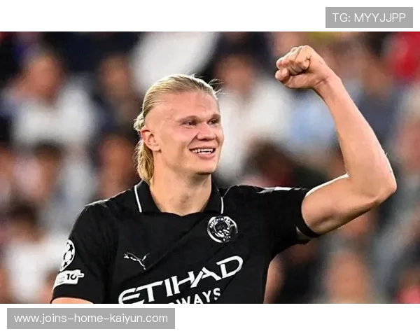 哈兰德面对门将极度冷静,足球场上的“冷血杀手”